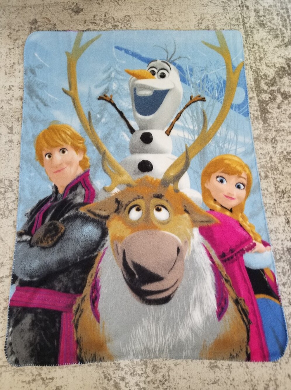 Disney Store Frozen Out in the Cold Fleece Throw Blanket 45x60